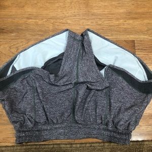 Hotty Hot 2.5” Lululemon shorts